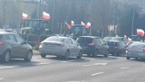 Protest rolników w Radomiu sparaliżował ruch uliczny. Korki na ulicach, spóźnione autobusy i nerwy mieszkańców. Zobacz co się dzieje