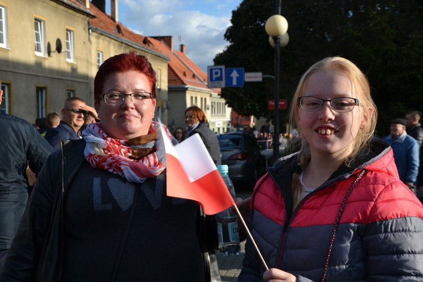 Prezydent Andrzej Duda złożył wieniec pod Pomnikiem...