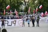 Poznań: Protest przeciwko rządom Tuska przed Urzędem Wojewódzkim [ZDJĘCIA]
