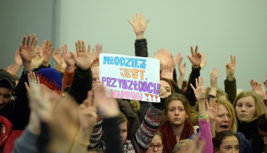 Debata w sprawie likwidacji Pałacu Młodzieży w Gdańsku