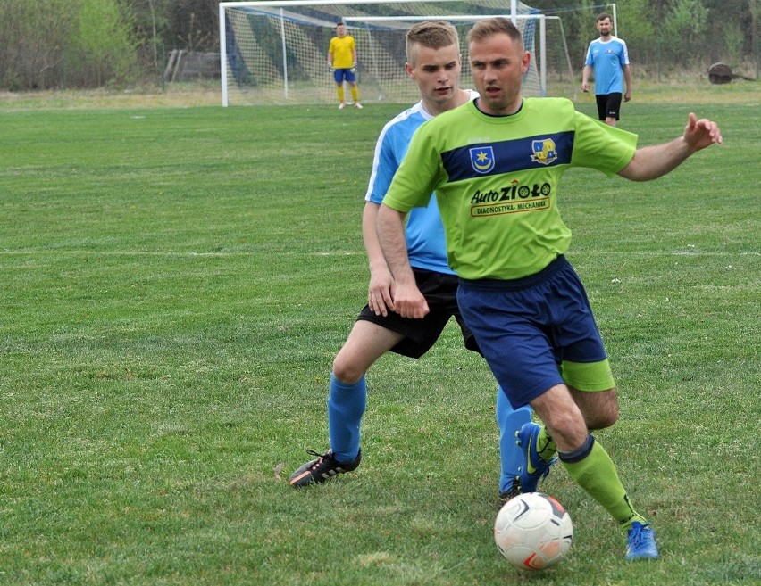 Łęg Kopcie ograł 3:0 Iskrę Sobów-Tarnobrzeg w grupie 1 klasy...