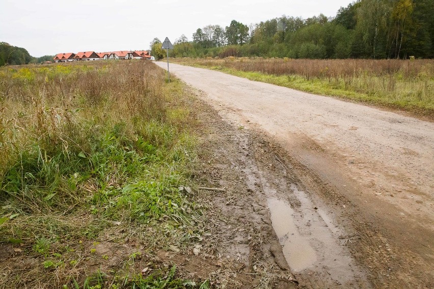 Jezdnia asfaltowa, chodniki po obu stronach. Tak będzie...