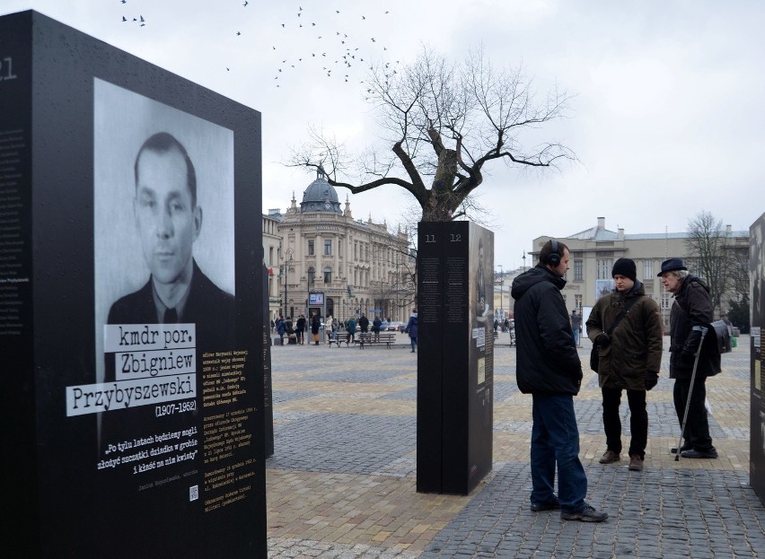 Plac Litewski: wystawa pamięci Żołnierzy Wyklętych (ZDJĘCIA)