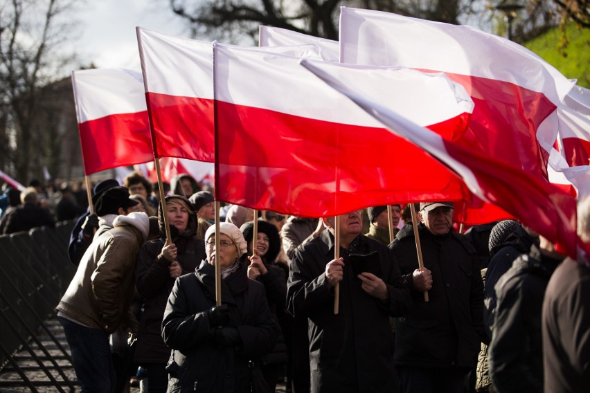 Kraków. Pochód patriotyczny z Wawelu na Rynek [ZDJĘCIA]