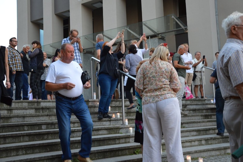 Protest przed zielonogórskim sądem