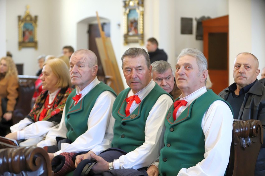 XIX Festiwal Wielkopostny. Piękny muzyczny finał konkursu w kościele w Daleszycach. Zobacz zdjęcia