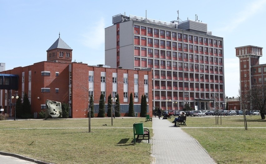 Najlepsze szkoły wyższe. Politechnika Łódzka i Uniwersytet Medyczny wysoko w rankingu „Perspektyw”