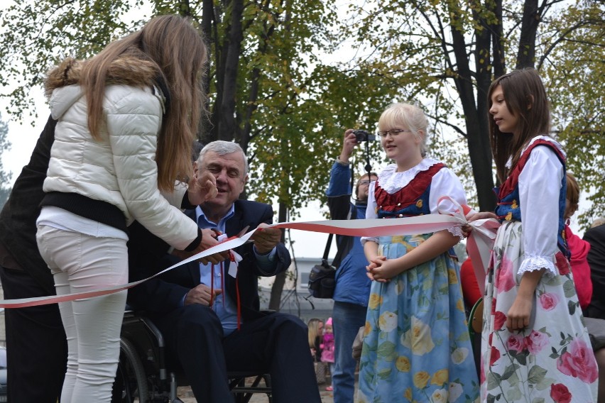 Nowoczesne boisko w Rybniku otwarte. Takich obiektów jest już ponad 40 [ZDJĘCIA]