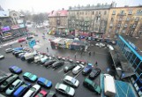 Plac Oddziałów Młodzieży Powstańczej w Katowicach to centralny plac miasta. Mamy się czego wstydzić