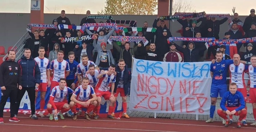 Piłkarze trzecioligowej Wisły Sandomierz pokazują charakter....