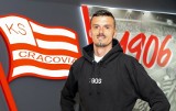 Transfery w Polsce - 31 stycznia. Ekstraklasa, 1 liga, 2 liga. Śledź wszystkie doniesienia na żywo