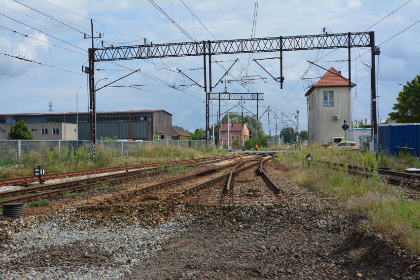 Stacja kolejowa w Sulechowie teraz to jeden plac budowy. Już...