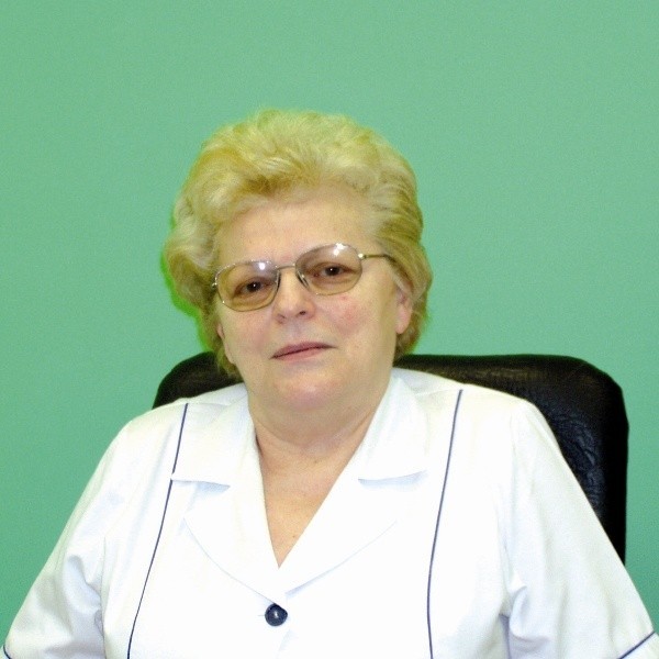 Barbara Prześniak - urodzona w Łomży w rodzinie inteligenckiej. Jest lekarzem chorób wewnętrznych i specjalistą chorób zakaźnych.
