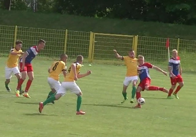 W ostatnim meczu w Centralnej Lidze Juniorów, SMS/Gryf Słupsk uległ Falubazowi Zielona Góra 1:5. Rzut karny w 32 minucie wybronił Maciej Ziniewicz.