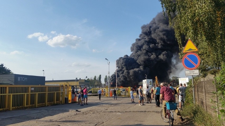 Pożar przy ulicy Pomorskiej w Szczecinie. Ogień spowodował...