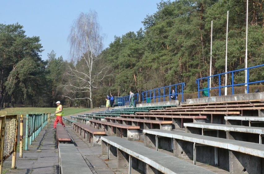 OSiR Włocławek odnawia stadion Przylesie [zdjęcia] 