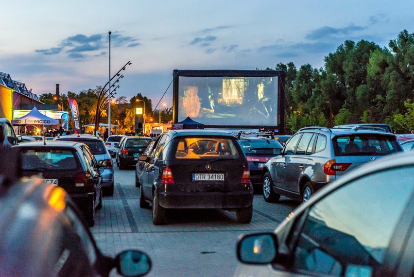 Letnie kino plenerowe w Zajezdni. W repertuarze Oscarowe filmy [REPERTUAR]