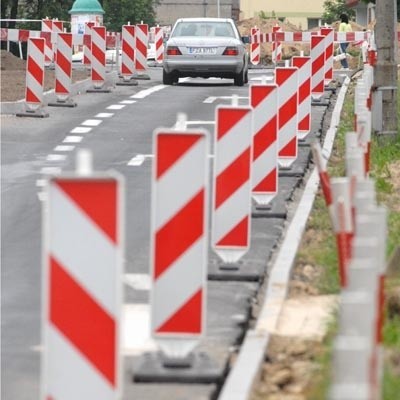 W tym roku miasto planuje remont nie tylko ronda PCK, ale i ulicy Batorego. Kierowcy muszą liczyć się, ze sporymi utrudnieniami w ruchu