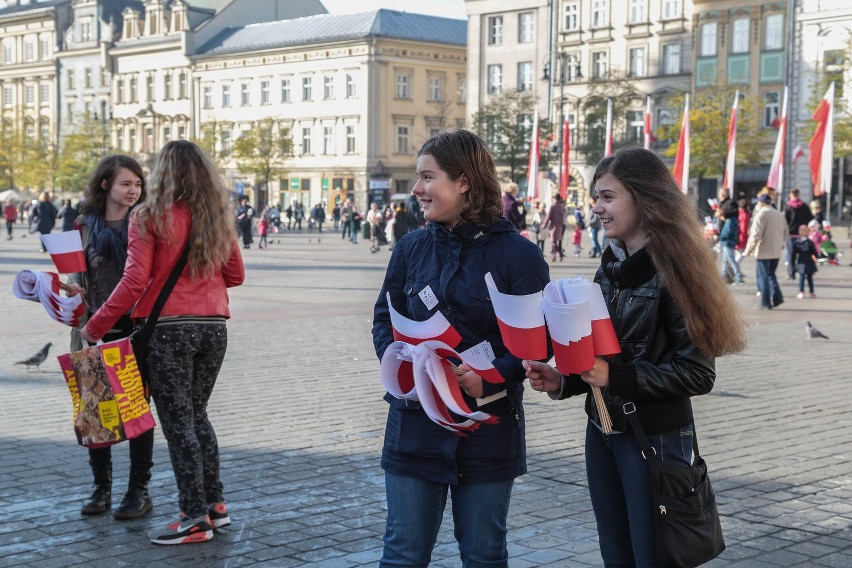 Pochód ulicami Krakowa z okazji Święta Niepodległości.