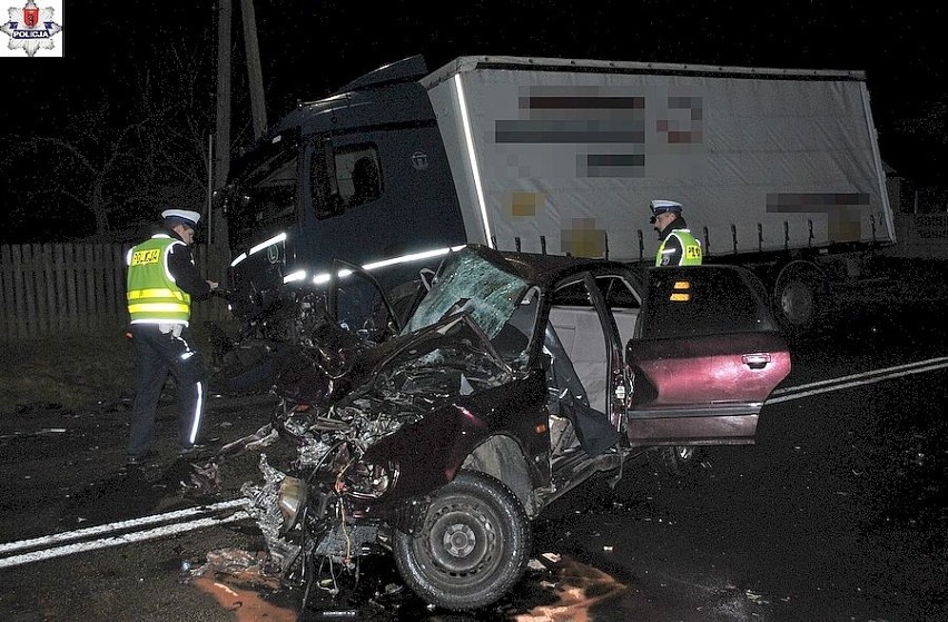 Tragiczny wypadek w Dąbiu koło Łukowa. 19-latek zginął na miejscu 