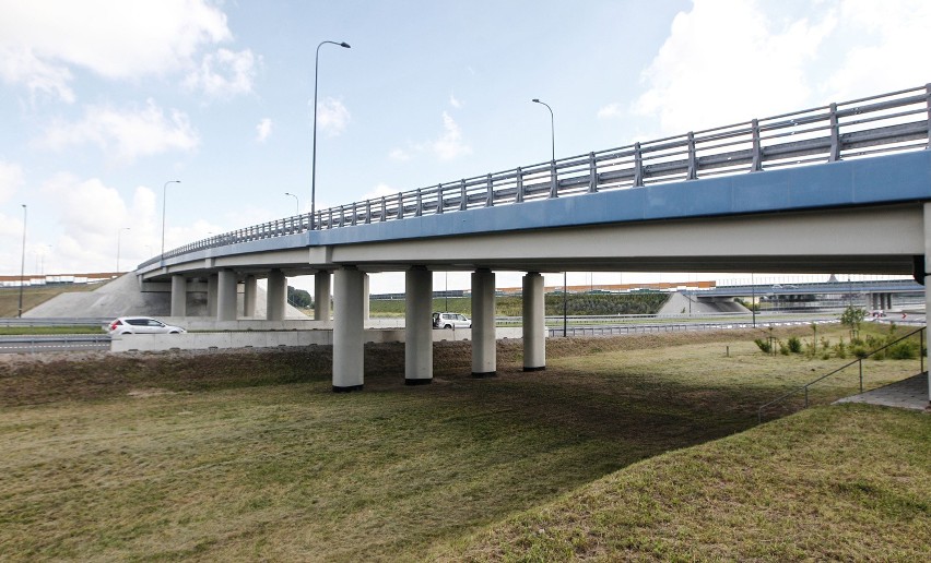 Dziś otwarto ostatni odcinek autostrady A4 z Rzeszowa do...