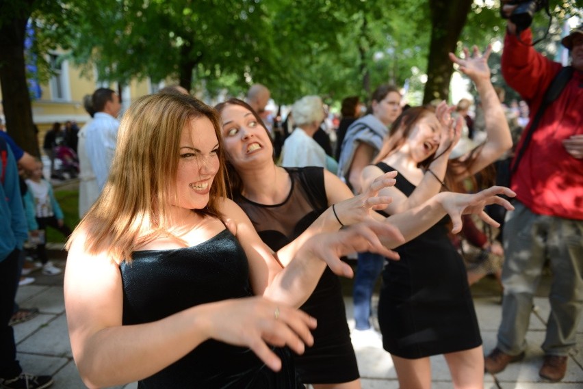 Zobacz najlepsze zdjęcia z występów artystów teatru Terminus...