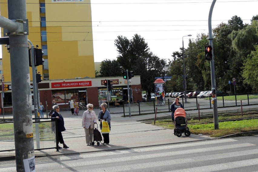 Kłopotliwe przejście dla pieszych niedaleko skrzyżowania...