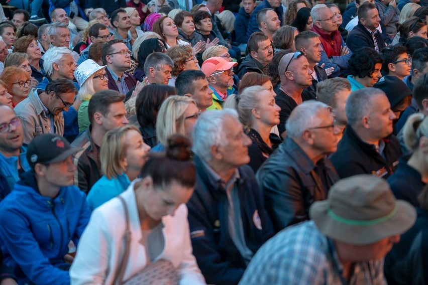 Krynica-Zdrój. Koncert pod wieżą                