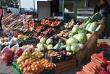 Ceny warzyw i owoców na giełdzie w Sandomierzu. Wciąż królują jabłka, pojawiła się kapusta kiszona