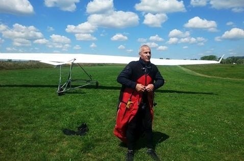 Pilot Grzegorz Cedro ustanowił rekord Polski. 2 sierpnia wystartował z lotniska w Pińczowie.