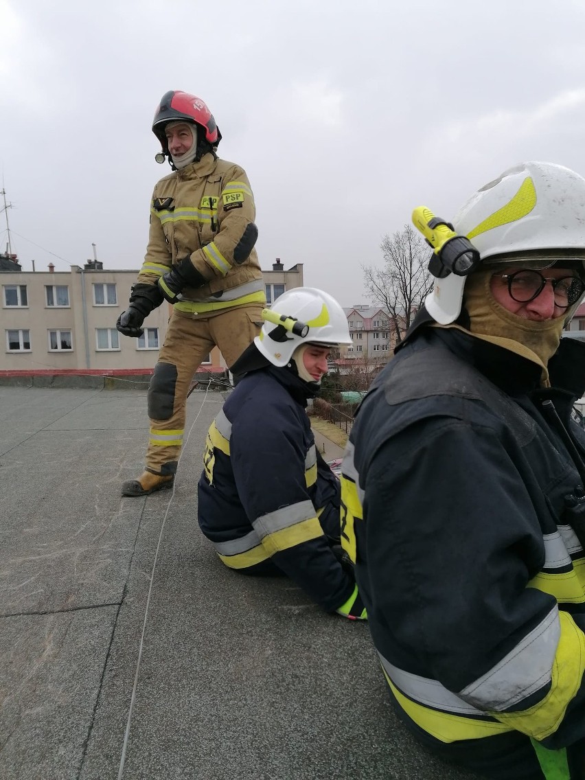 Pierwszy wyjazd strażacy z OSP Szczuczyn mieli przed godziną...