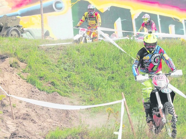 Impreza, którą zorganizował Motocross Klub Darłowo, odbyła się na terenie Fortu Marian w Malechowie przy drodze krajowej nr 6 (długość jednej pętli wynosiła około 40 km) oraz w Święcianowie, gdzie ulokowano próbę enduro o długości około 8 kilometrów