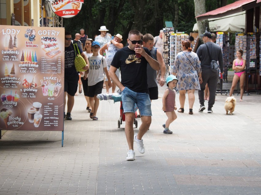 Zobaczcie, jak we wtorkowe południe wyglądała plaża...