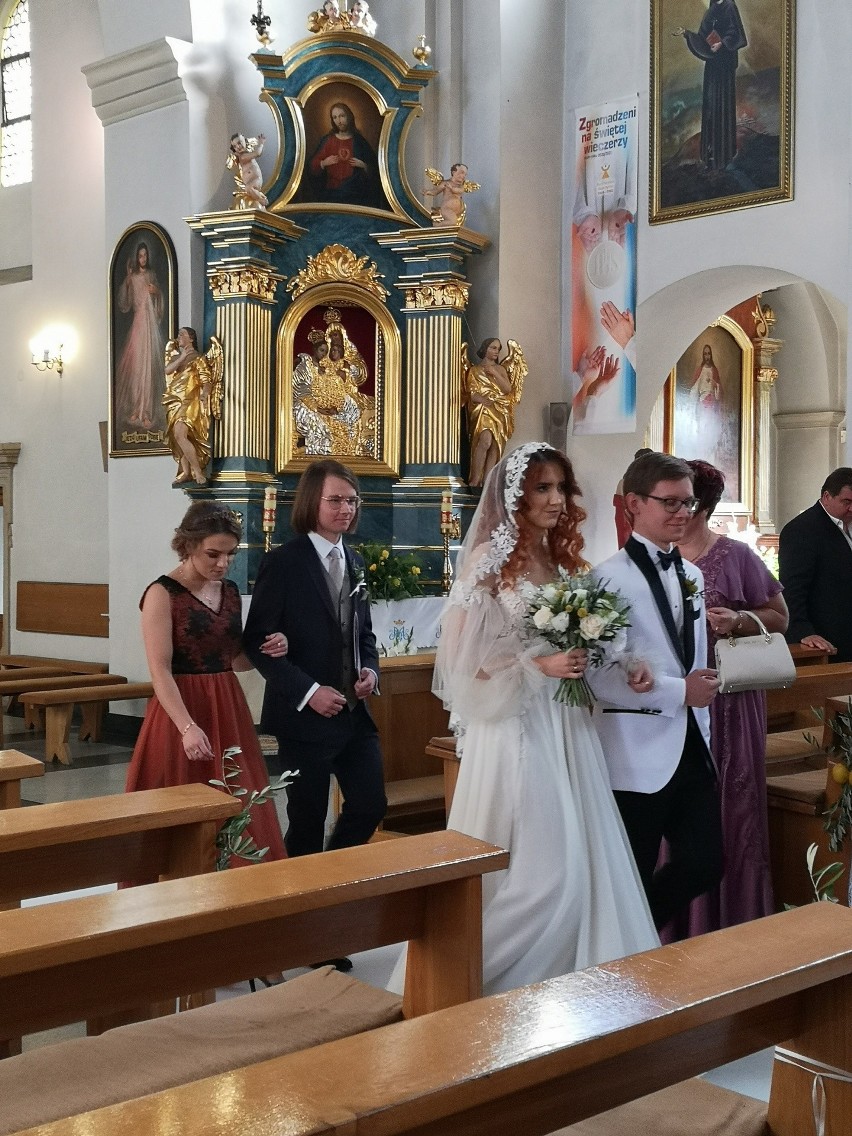 Mariusz Olszewski ożenił syna. Jan poślubił Karolinę [ZDJĘCIA]