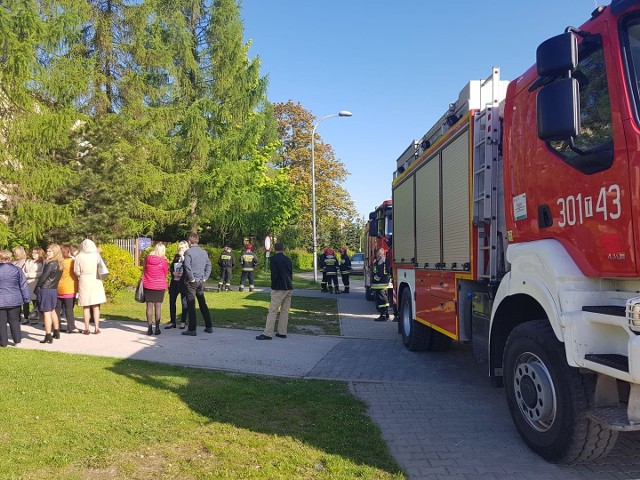 Alarm bombowy w VI Liceum Ogólnokształcącym w Kielcach