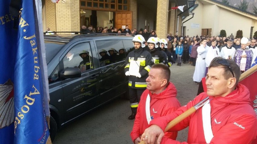 Kościół parafialny pod wezwaniem św. Apostołów Piotra i...