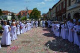 Myślenice. Procesja Bożego Ciała wyszła z sanktuarium i przeszła wokół rynku 