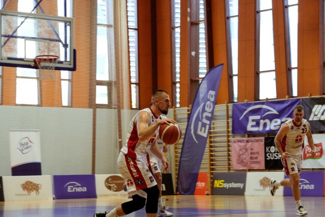 Koszykarze Tura Basket Bielsk Podlaski w niedzielę zagrają z Ksieżakiem Łowicz