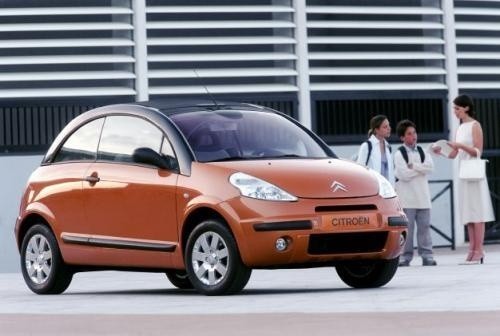 Fot. Citroen: C3 Pluriel &#8211; niby nie jest podobny do 2 CV, a jednak...