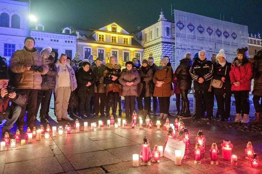 Największe serce świata zapłonęło także w Tarnowie [ZDJĘCIA]