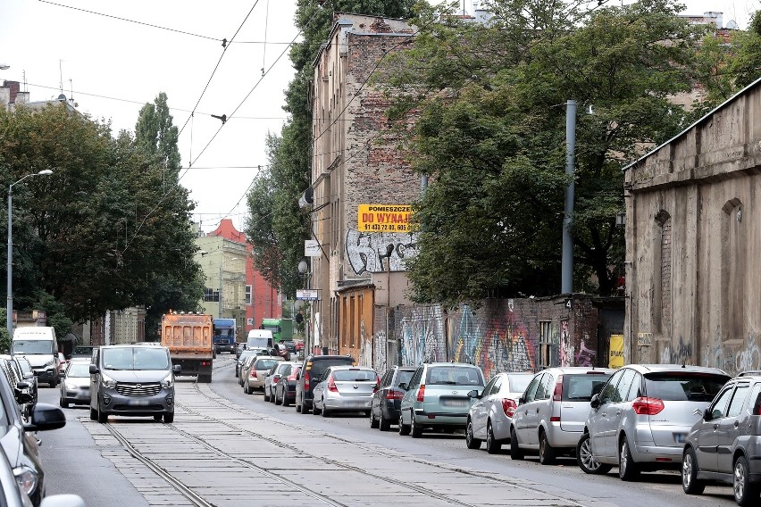 Radni rozliczają prezydenta Szczecina z obietnicy remontu ulicy Kolumba i pętli Pomorzany