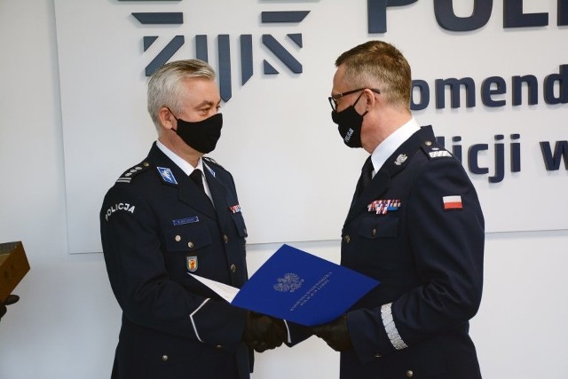 Uroczyste pożegnanie inspektora Dariusza Matusiaka z udziałem szefów lokalnej policji odbyło się w czwartek 29 kwietnia w siedzibie KWP w Łodzi