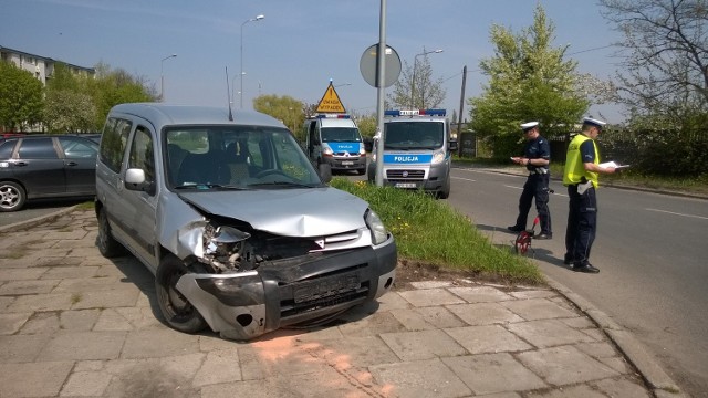 Wypadek na ul. Gojawiczyńskiej w Łodzi (24.04.2014)