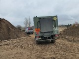 Ewakuacja mieszkańców w Ostrołęce. Na stadionie miejskim znaleziono pocisk moździerzowy