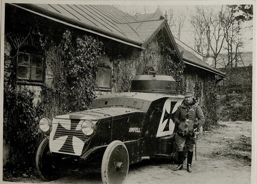 W Szczecinie powstała replika samochodu pancernego z czasów I wojny światowej [WIDEO, DUŻO ZDJĘĆ]