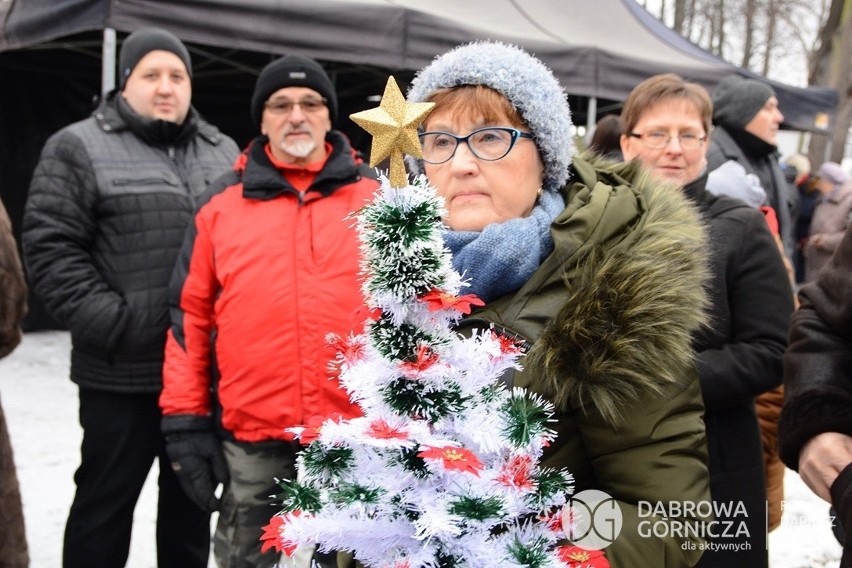 I Strzemieszycki Jarmark Bożonarodzeniowy. Na stoiskach...