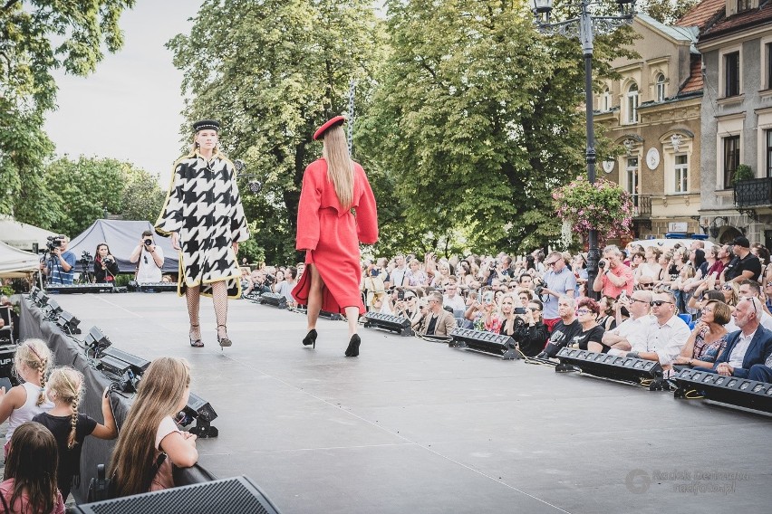 Ruszyły przygotowania do III edycji Nadwiślańskiego Fashion Week w Sandomierzu. Modelki poszukiwane. Zobacz, kiedy odbędą się castingi 