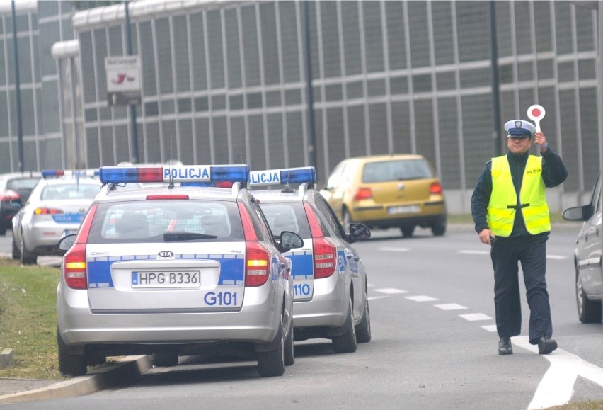 Napad na SKOK Wesoła w Będzinie. Trwa policyjna obława