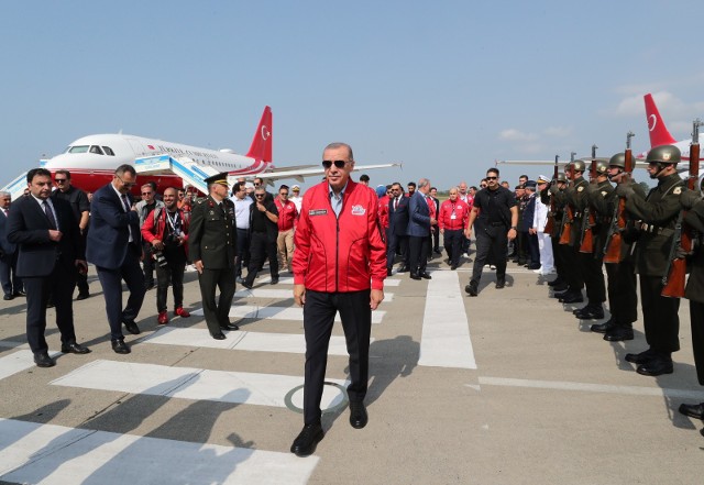 Turecki prezydent zagroził Grecji mówiąc, że Turcja jest gotowa "zrobić to, co konieczne"