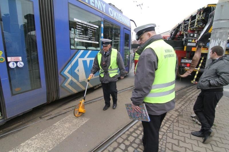 Wykolejenie Tramwaju na pl. Legionów, Wrocław, 10.03.2016